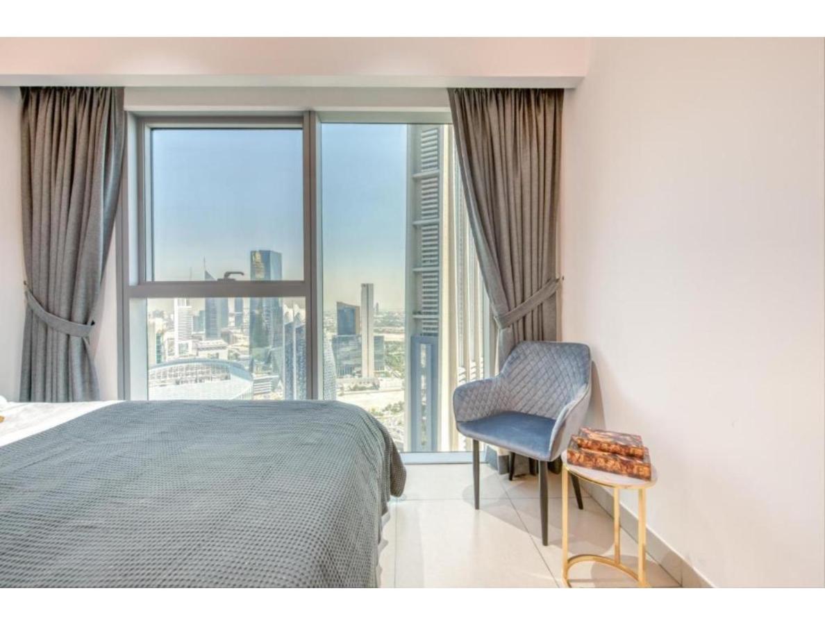 The Penthouse Near Burj Khalifa And Dubai Mall Exterior photo