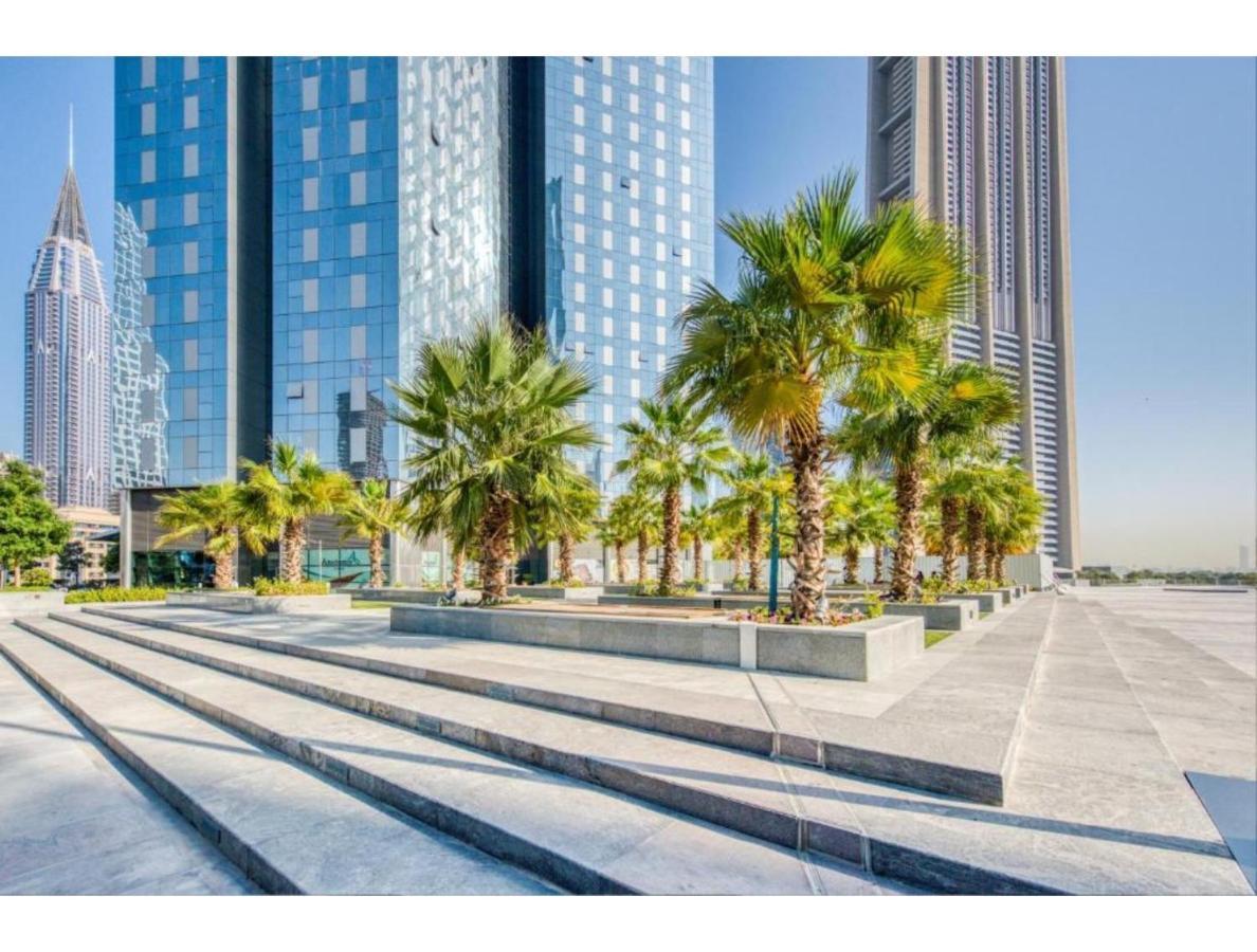 The Penthouse Near Burj Khalifa And Dubai Mall Exterior photo